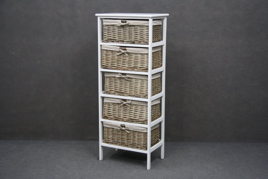 Плетеный стеллаж