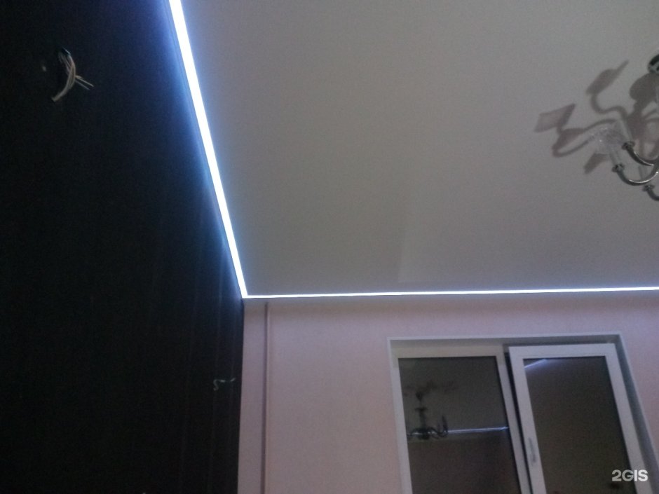 Контурная подсветка потолка
