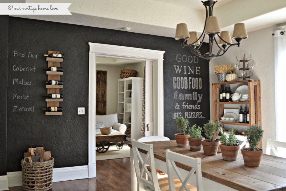 Серые стены в гостиной