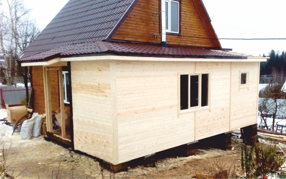 Пристройка к дачному дому из бруса