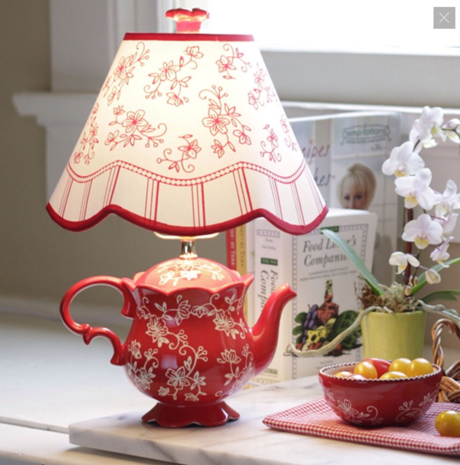 Светильник из кружек