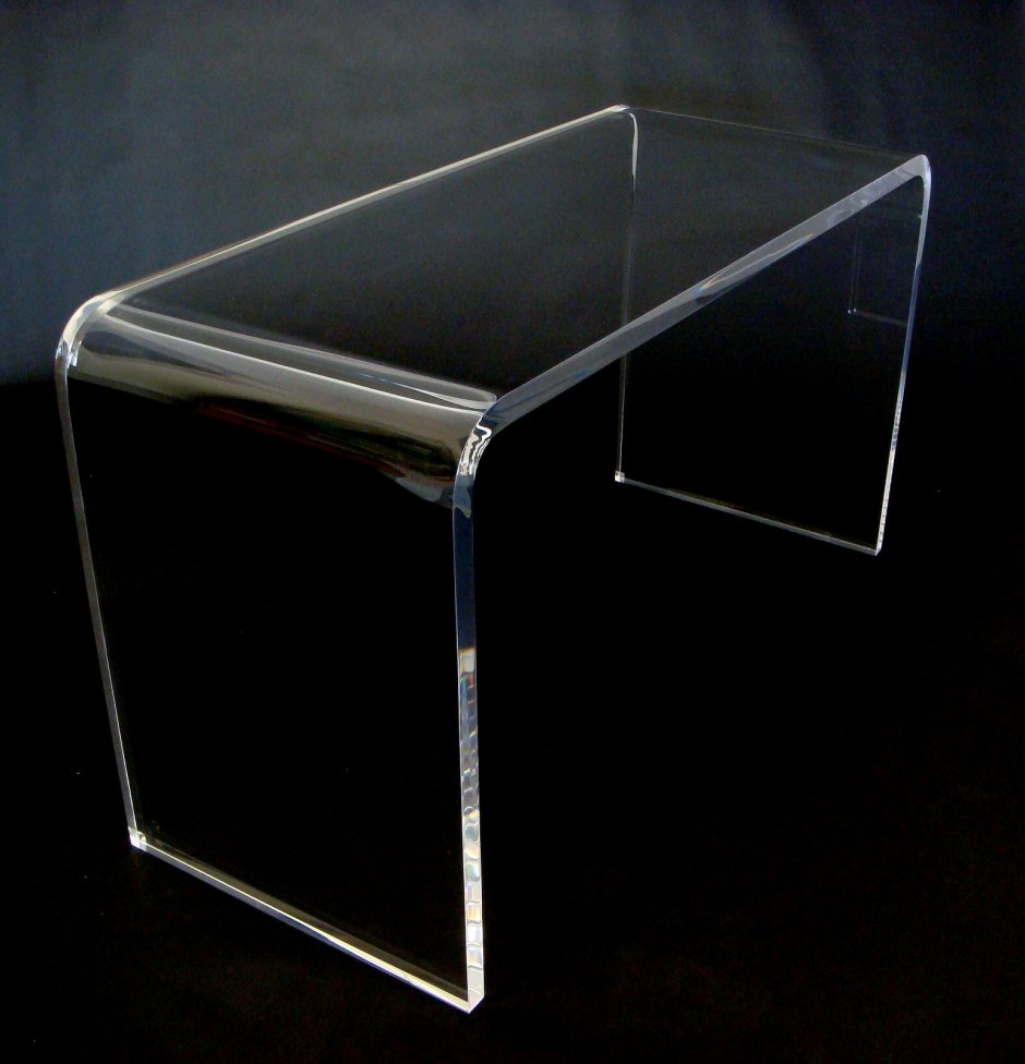 Акриловый прозрачный столик