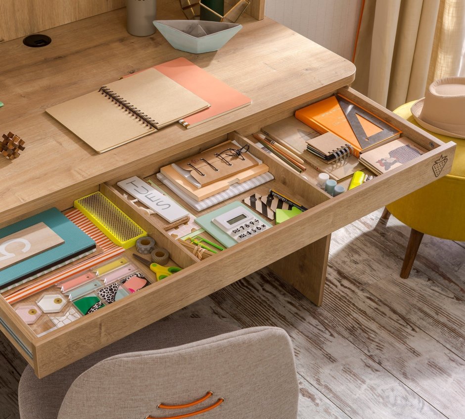 Стол письменный Mocha