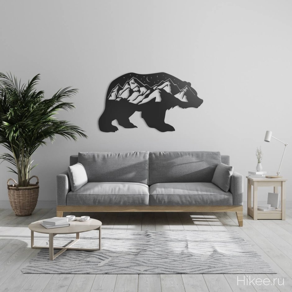 Панно на стену из дерева медведь