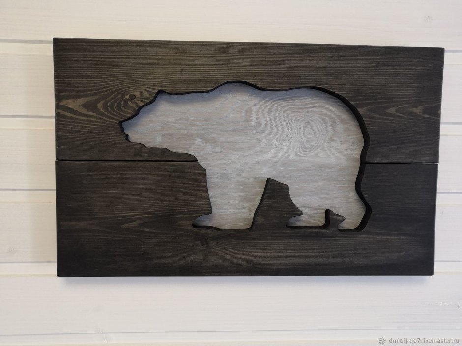 Роспись стен волк