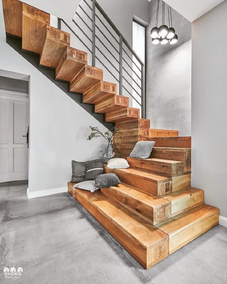 Деревянные ступени для лестницы