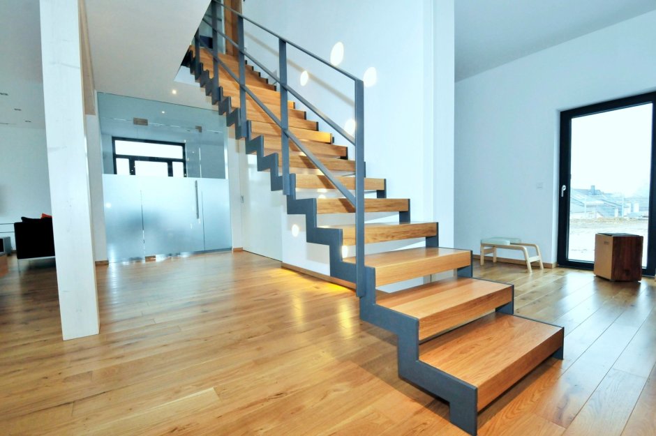 Отделка лестницы