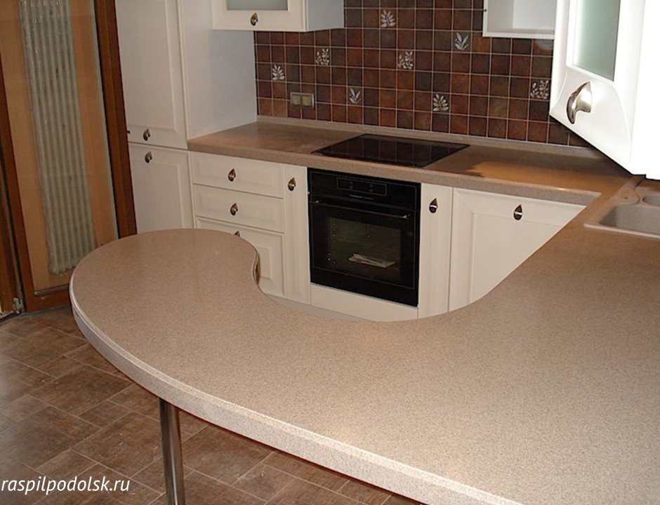 Полукруглая столешница для кухни