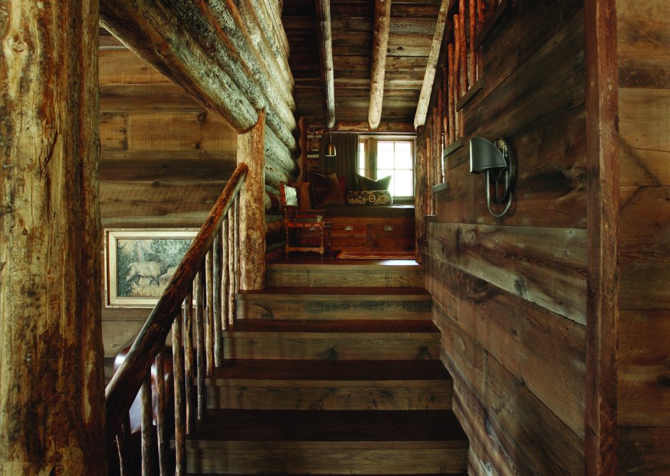 Лестницы в частном доме серого цвета