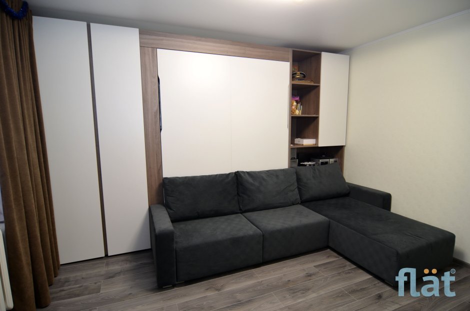 Шкаф над диваном