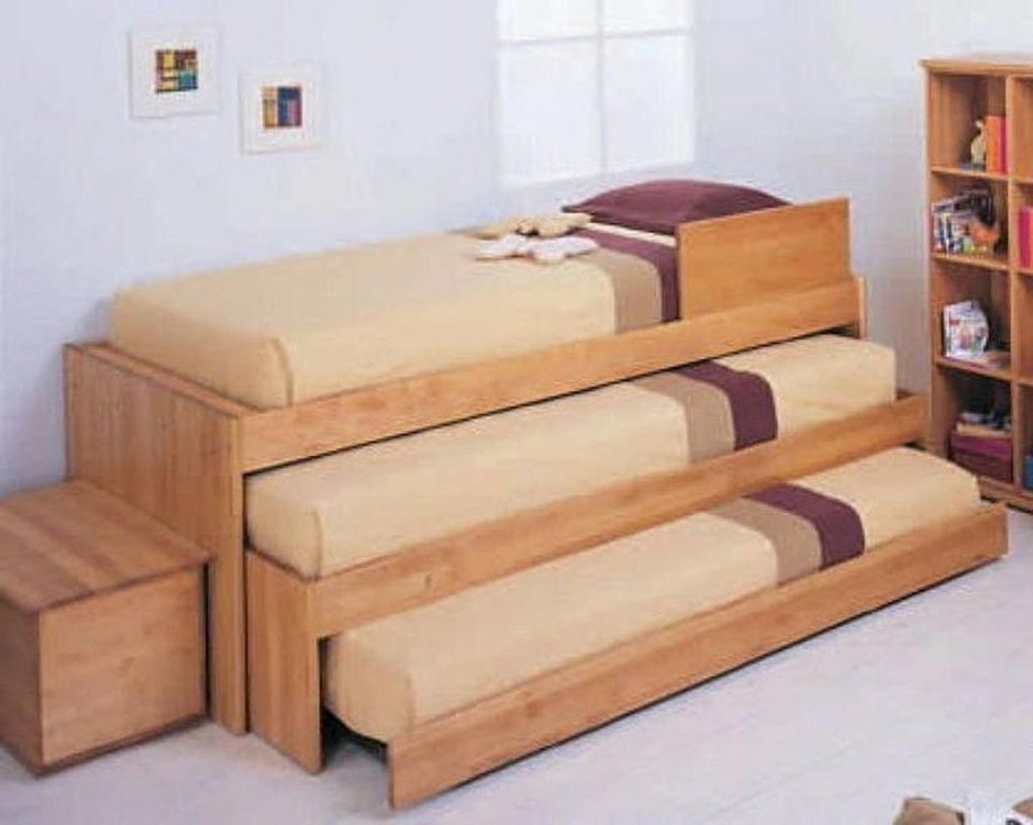 Выдвижная кровать для троих