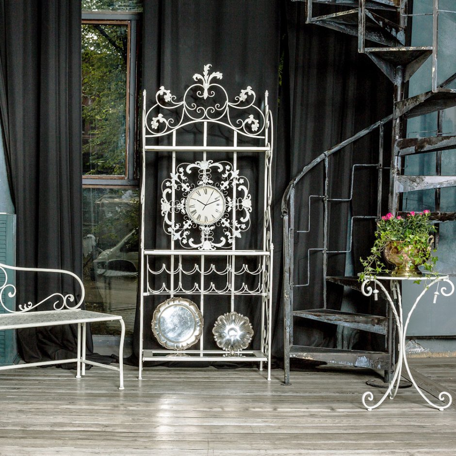 Кованые изделия в интерьере