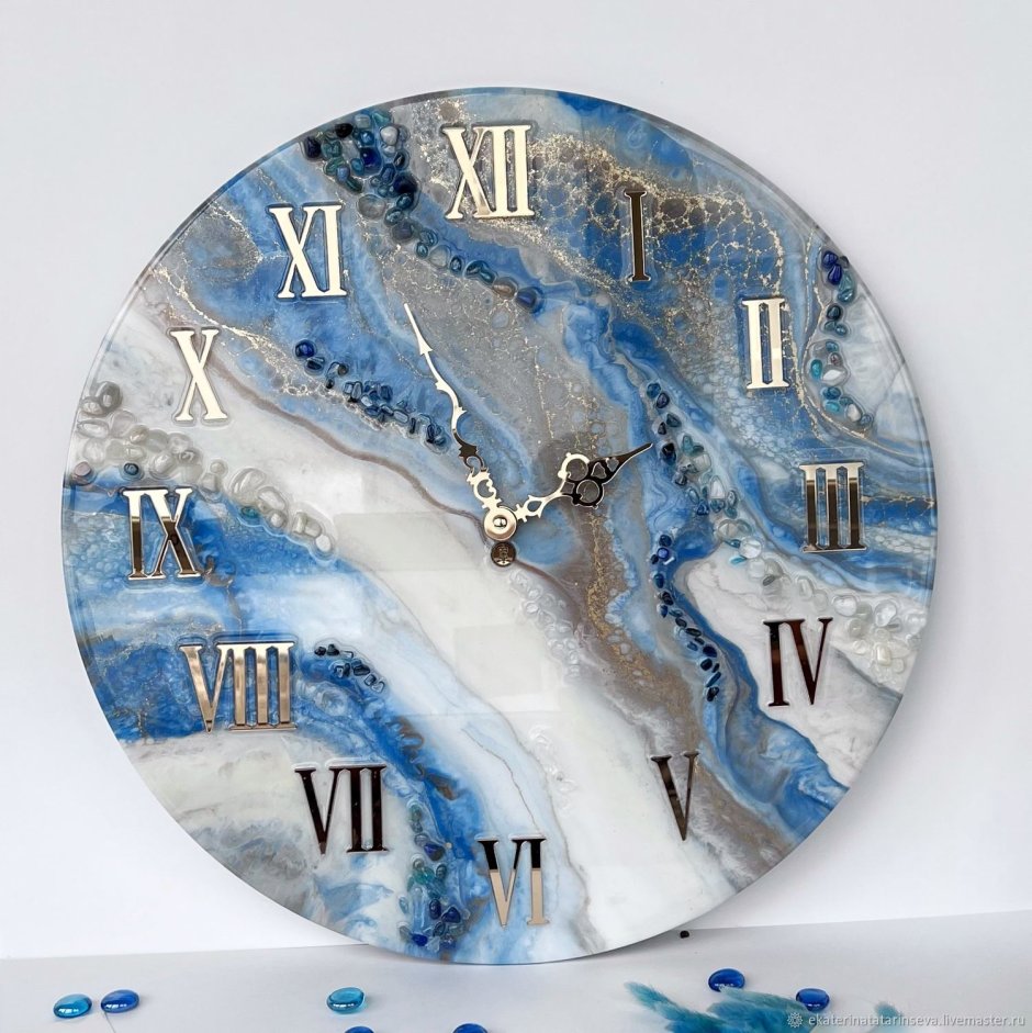 Часы ручной работы из эпоксидной смолы