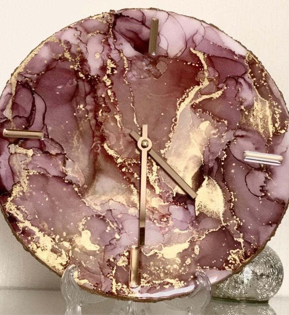 Часы из эпоксидной смолы