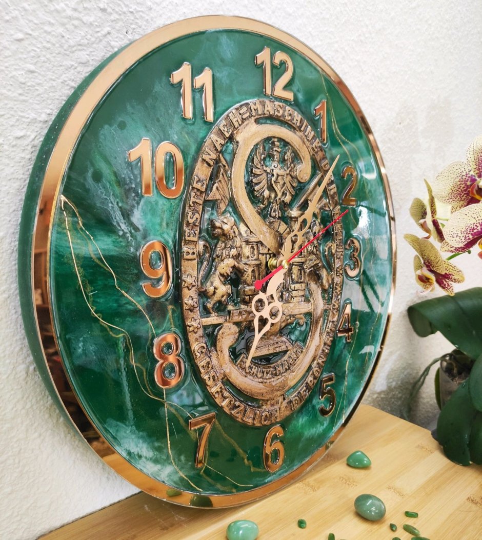 Часы из эпоксидной смолы