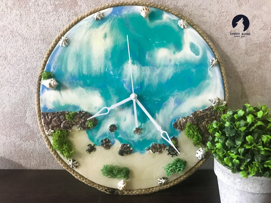 Настенные часы из эпоксидной смолы