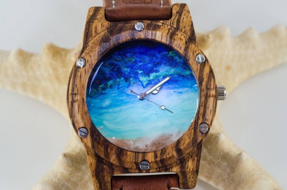 Настенные часы из эпоксидной смолы