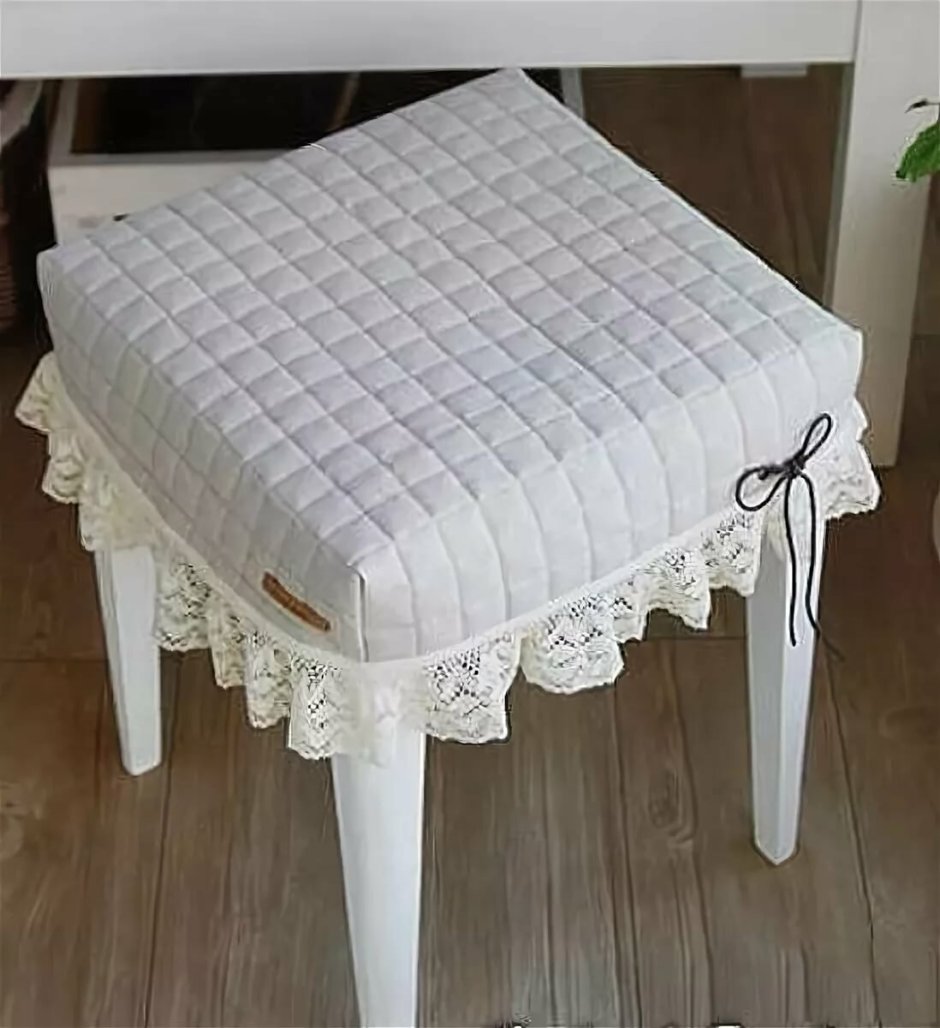 Накидка на пуфик