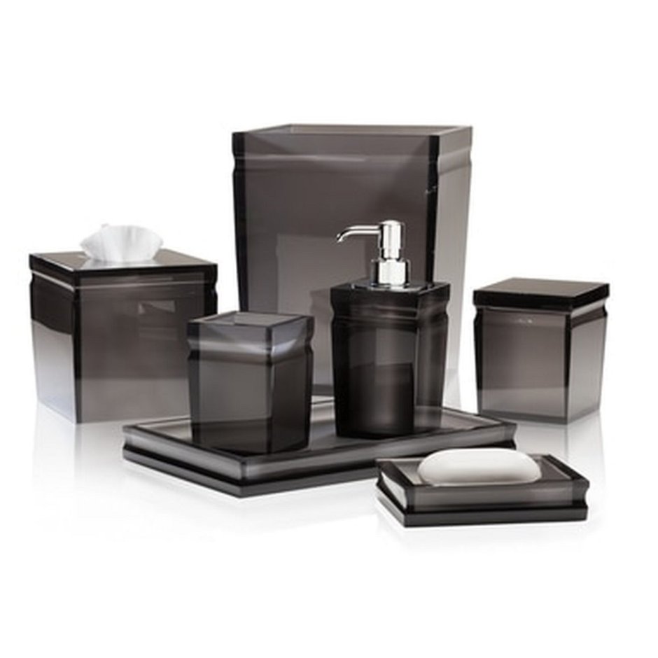 Черные аксессуары для ванной комнаты