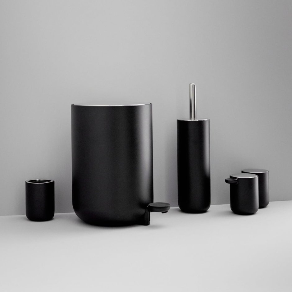 Аксессуары для ванной комнаты и туалета хром фирмы Лемарк