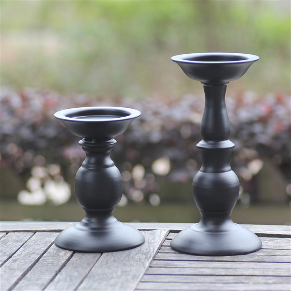 Подсвечник черный металлический