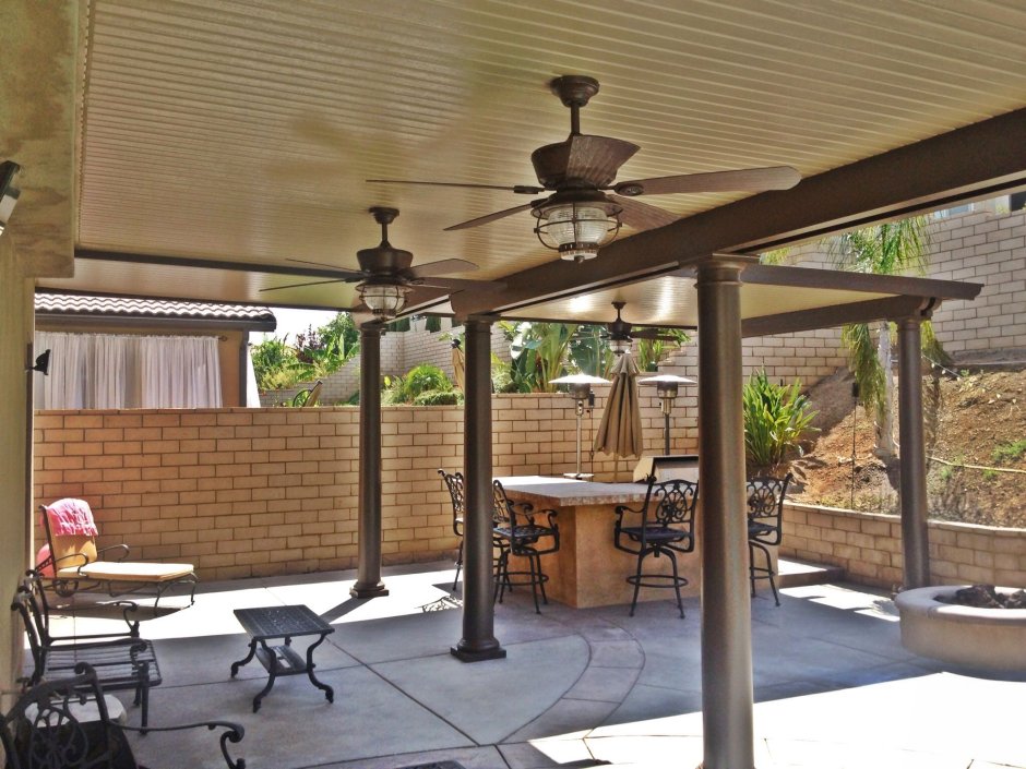 Отделка потолка в беседке