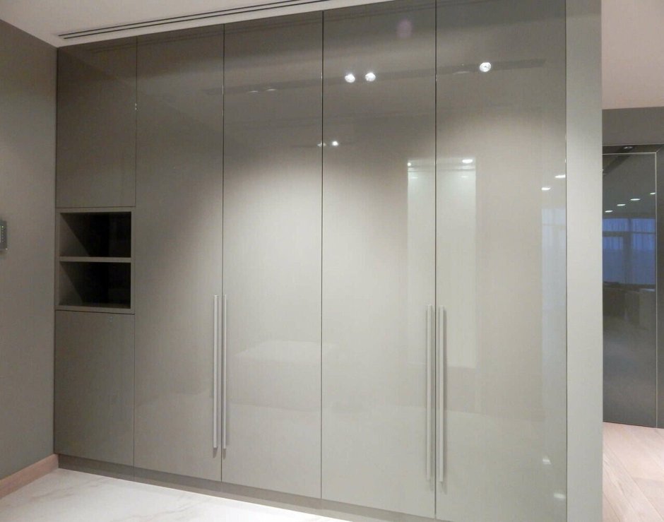 Современные шкафы в прихожую