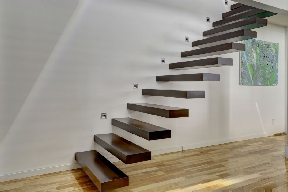 Лестница с консольными ступенями
