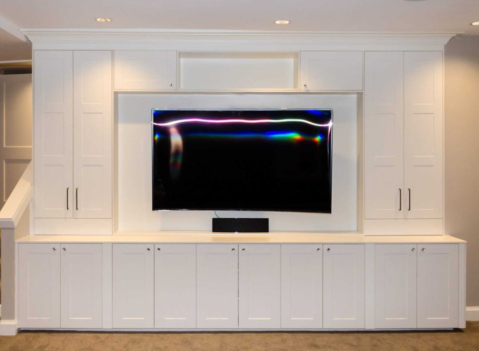 Кухонная стенка с телевизором