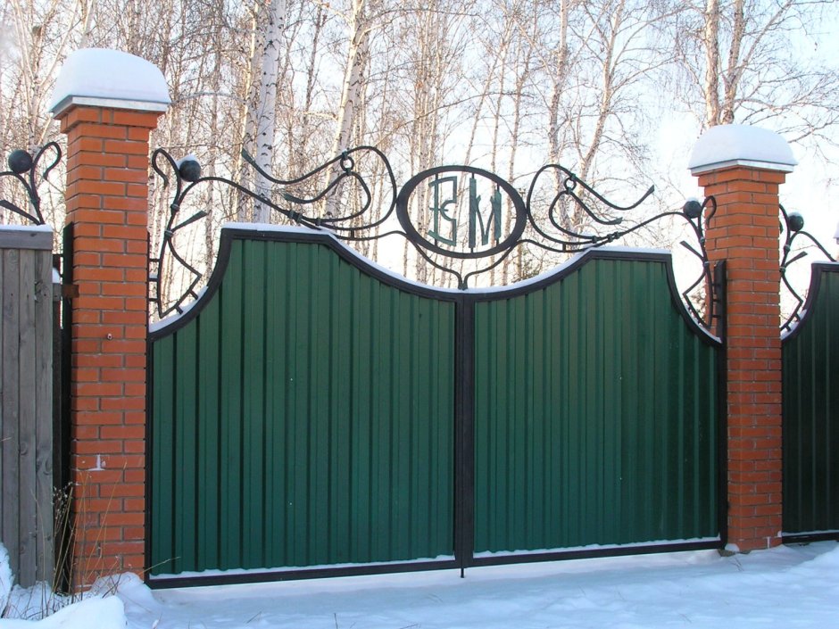 Красивые ворота из профлиста