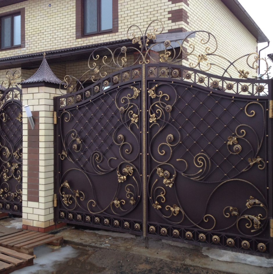 Кованые ворота Гефест