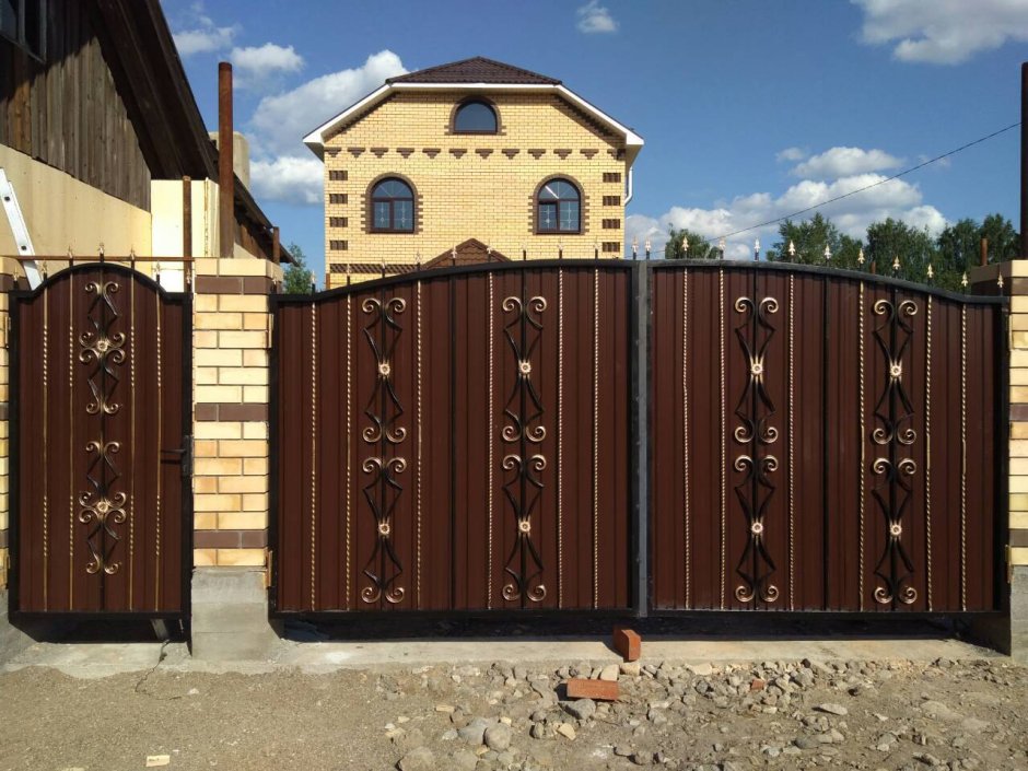 Забор с воротами