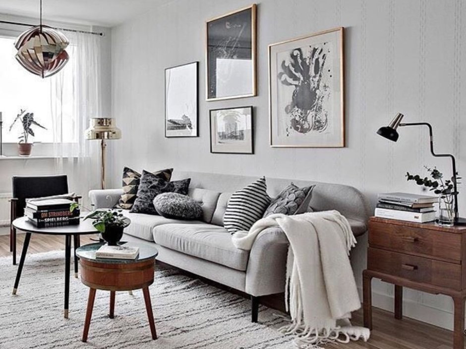 Сканди интерьер студии в черно-белом