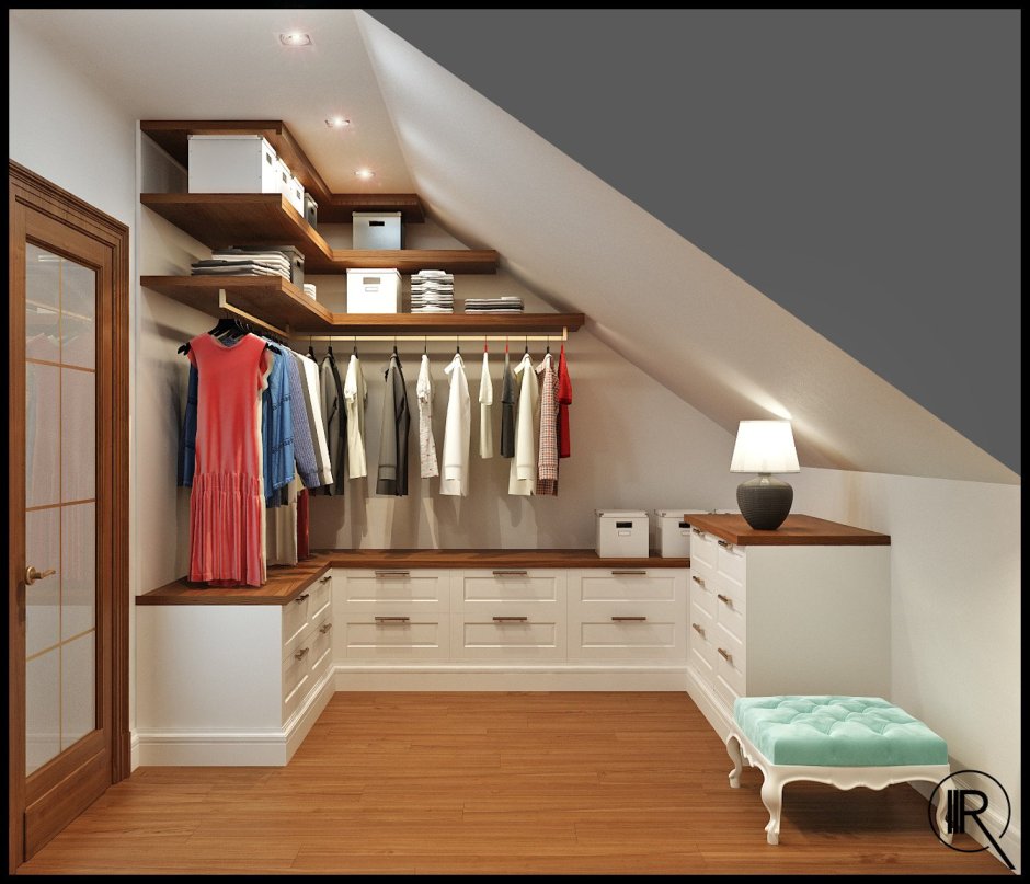 Гардеробная комната в загородном доме