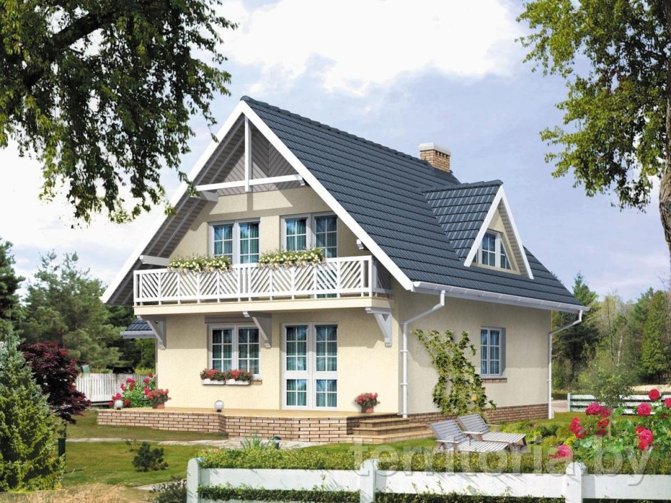 Частный дом с мансардой и балконом