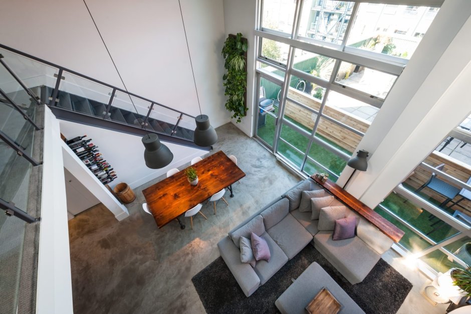 Двухуровневый лофт 60 кв м