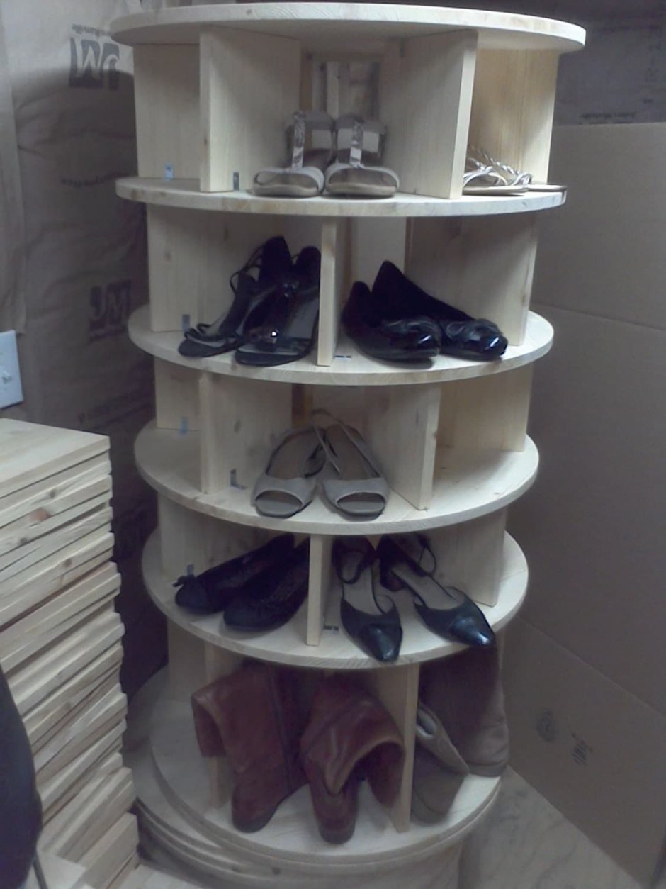 Крутящаяся полка для обуви