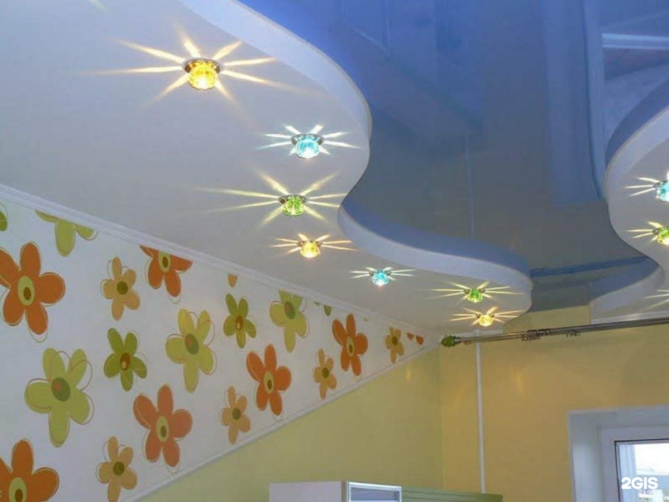 Освещение в детской комнате с натяжным потолком