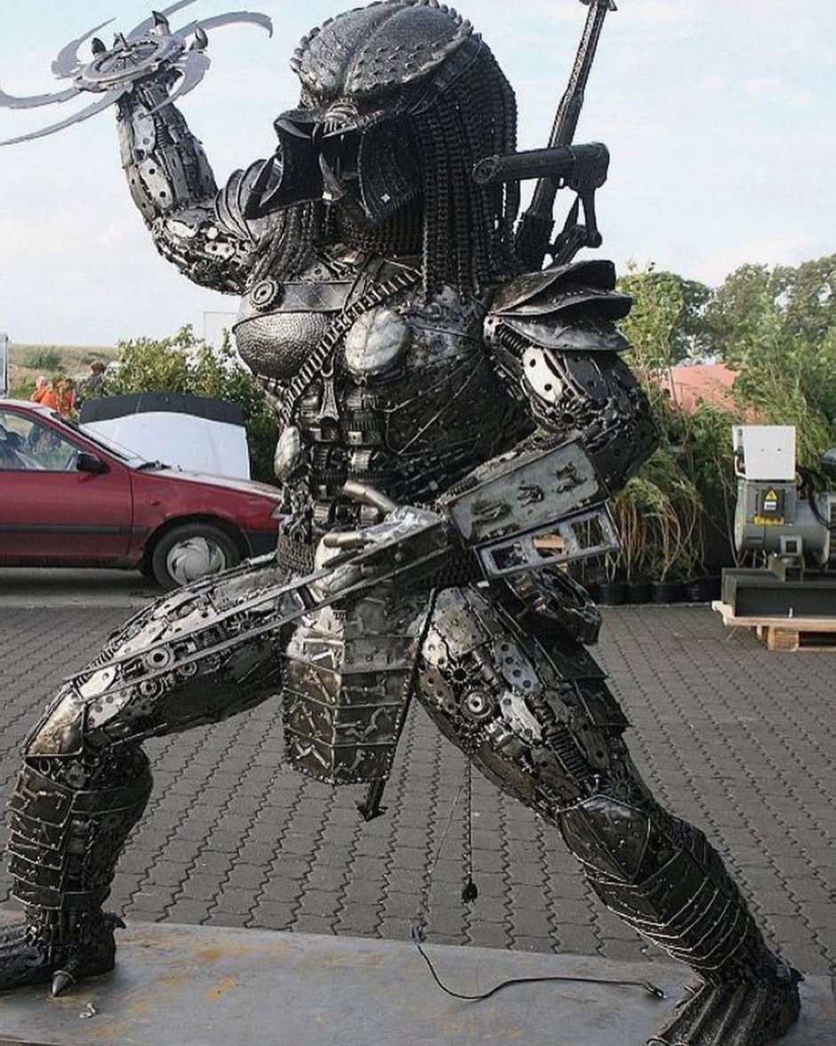 Фигурки из металлолома