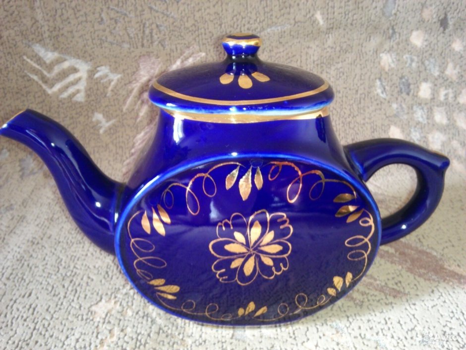 Чайник Гжель кобальт с позолотой