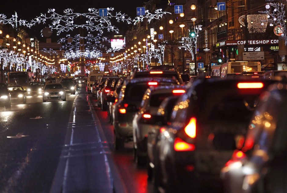 Ночной город из машины