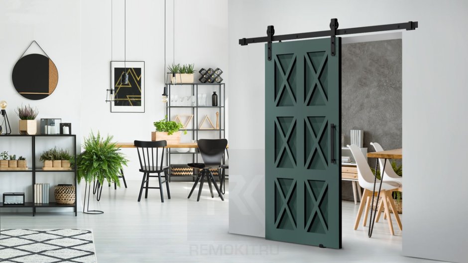 Лестница приставная с направляющей MWE