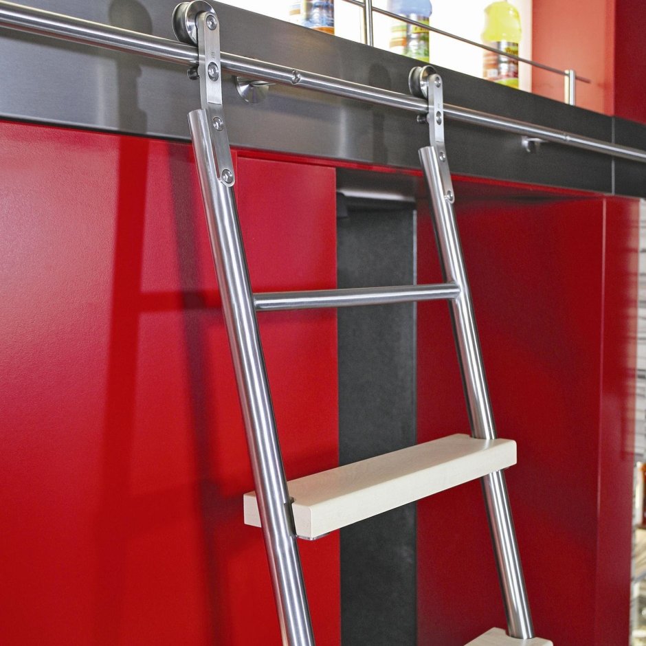 Шкаф под лестницей