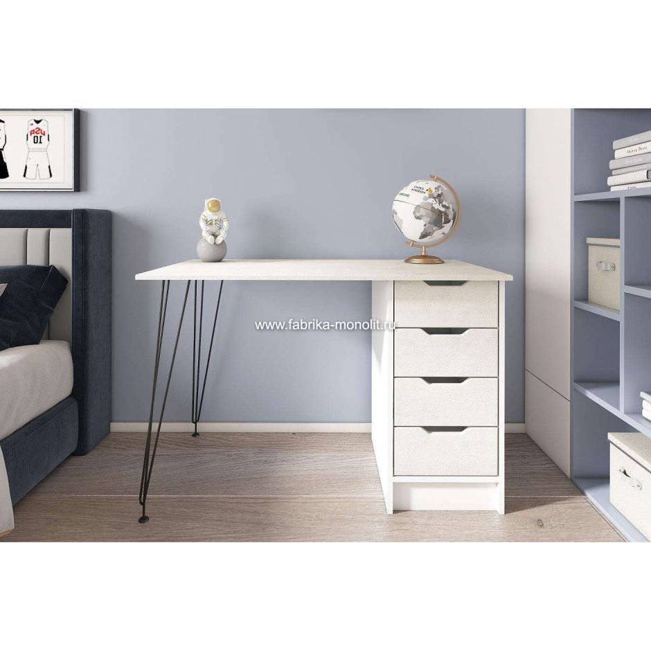 Стол письменный