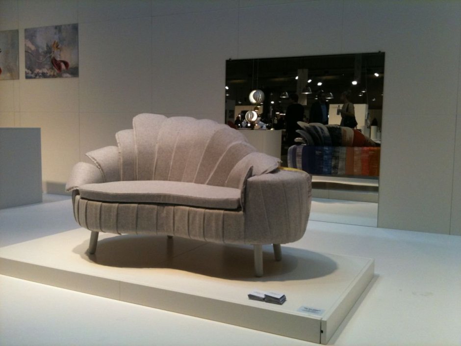 Необычный роскошный диван