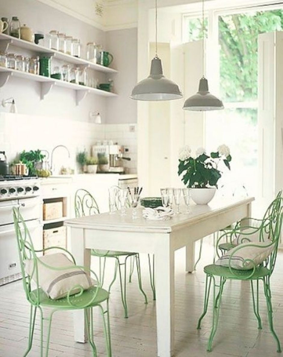 Кухонные стулья фисташкового цвета