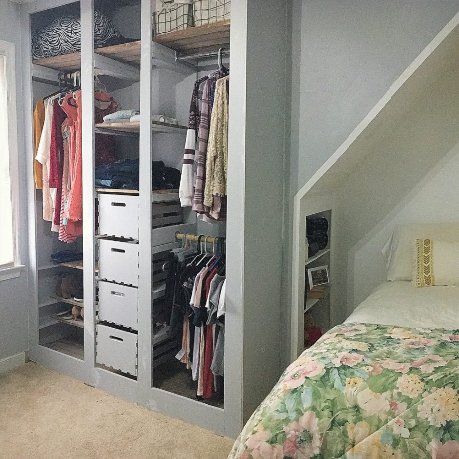 Шкаф в маленькую спальню
