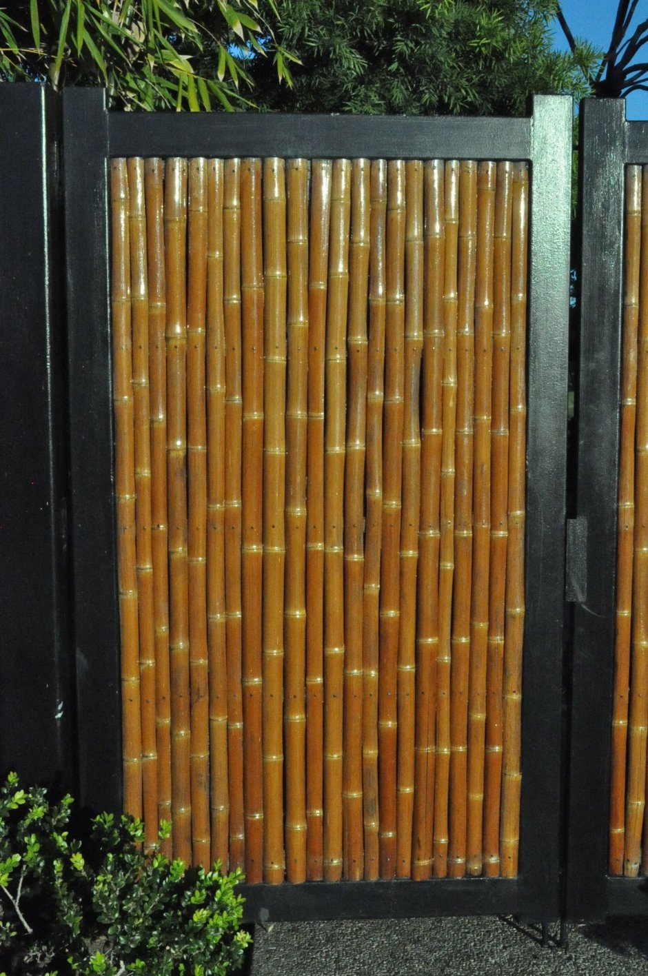 Забор из природных материалов