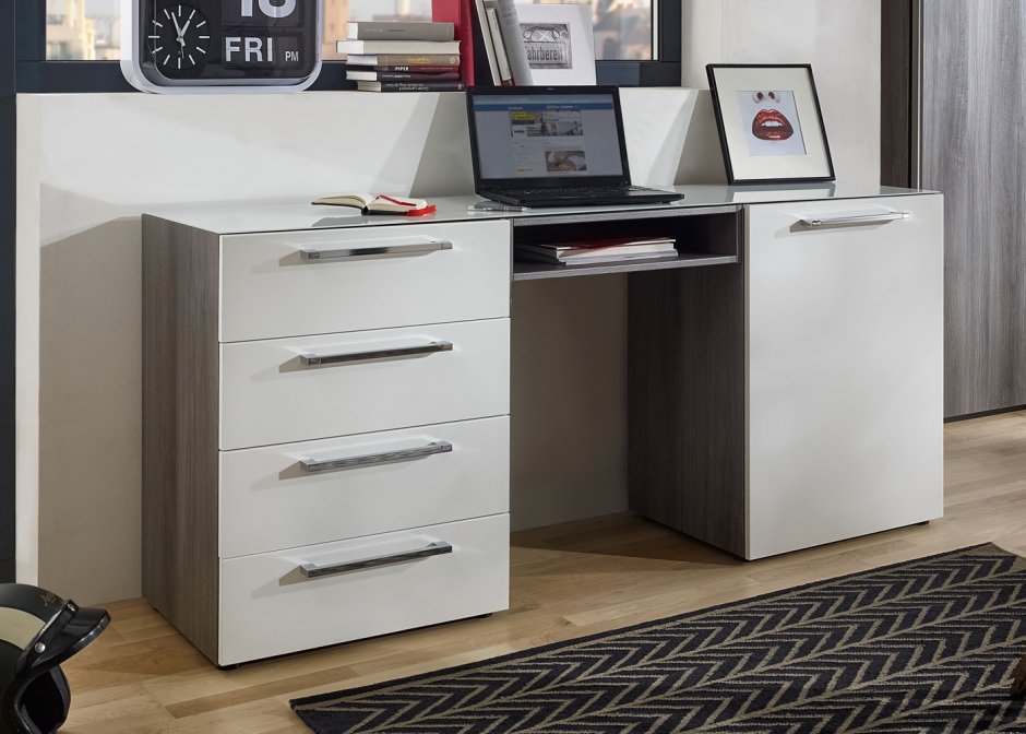 Стол с комодом под одной столешницей