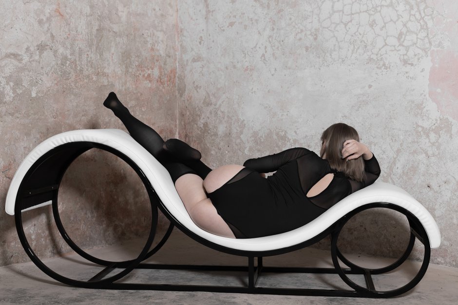 Тантрическое кресло позы